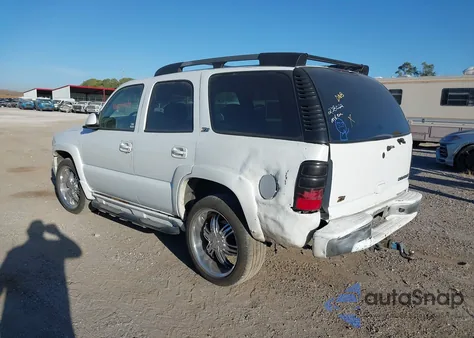 2004 Chevrolet Tahoe Z71 из США, поврежденный, VIN 1GNEK13Z24R238022